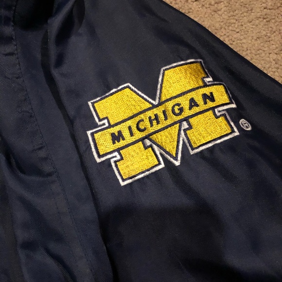 Vintage Starter Michigan Wolverines Pullover - Picture 8 of 8